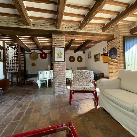 Villa In Amandola With Pool And Garden, Cleaning Included Amandola