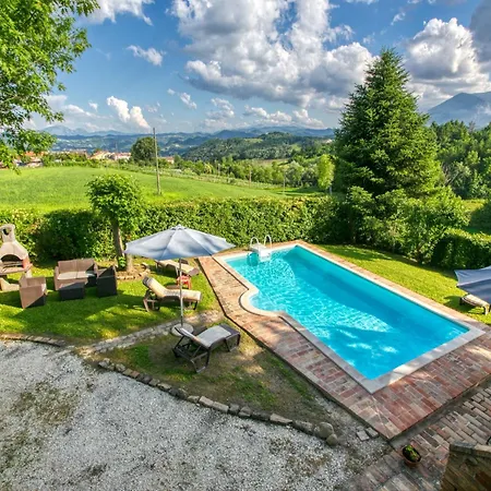 Vila Villa In Amandola With Pool And Garden, Cleaning Included