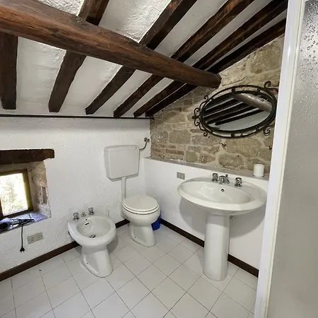 Villa In Amandola With Pool And Garden, Cleaning Included Amandola