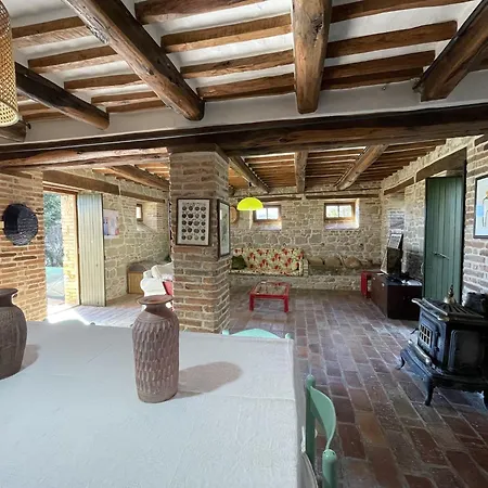 Villa In Amandola With Pool And Garden, Cleaning Included Willa *