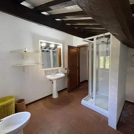 Villa In Amandola With Pool And Garden, Cleaning Included